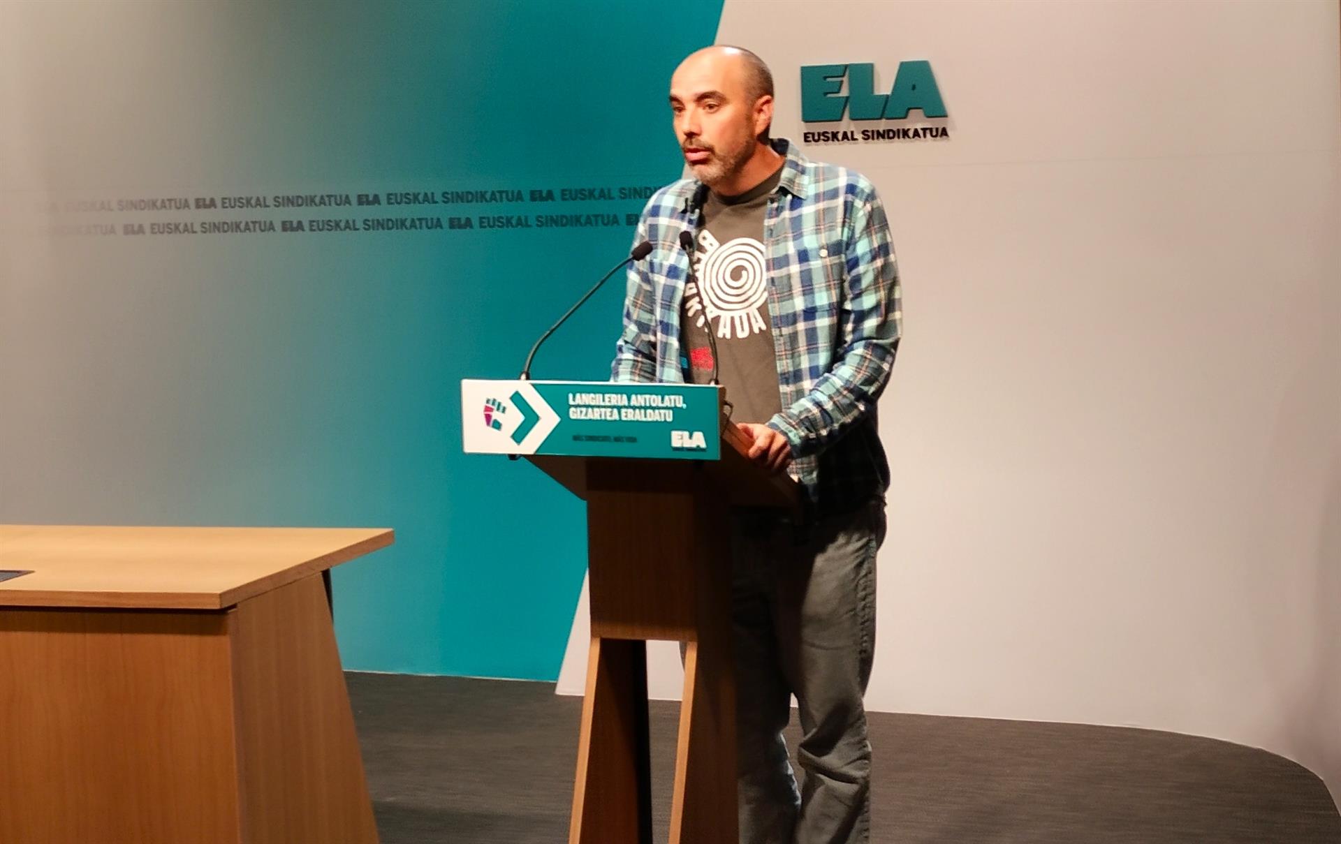 ELA usará solo euskera desde septiembre en 27 negociaciones sectoriales aunque no exista servicio de traducción ELA usará solo euskera desde septiembre en 27 negociaciones sectoriales aunque no exista servicio de traducción