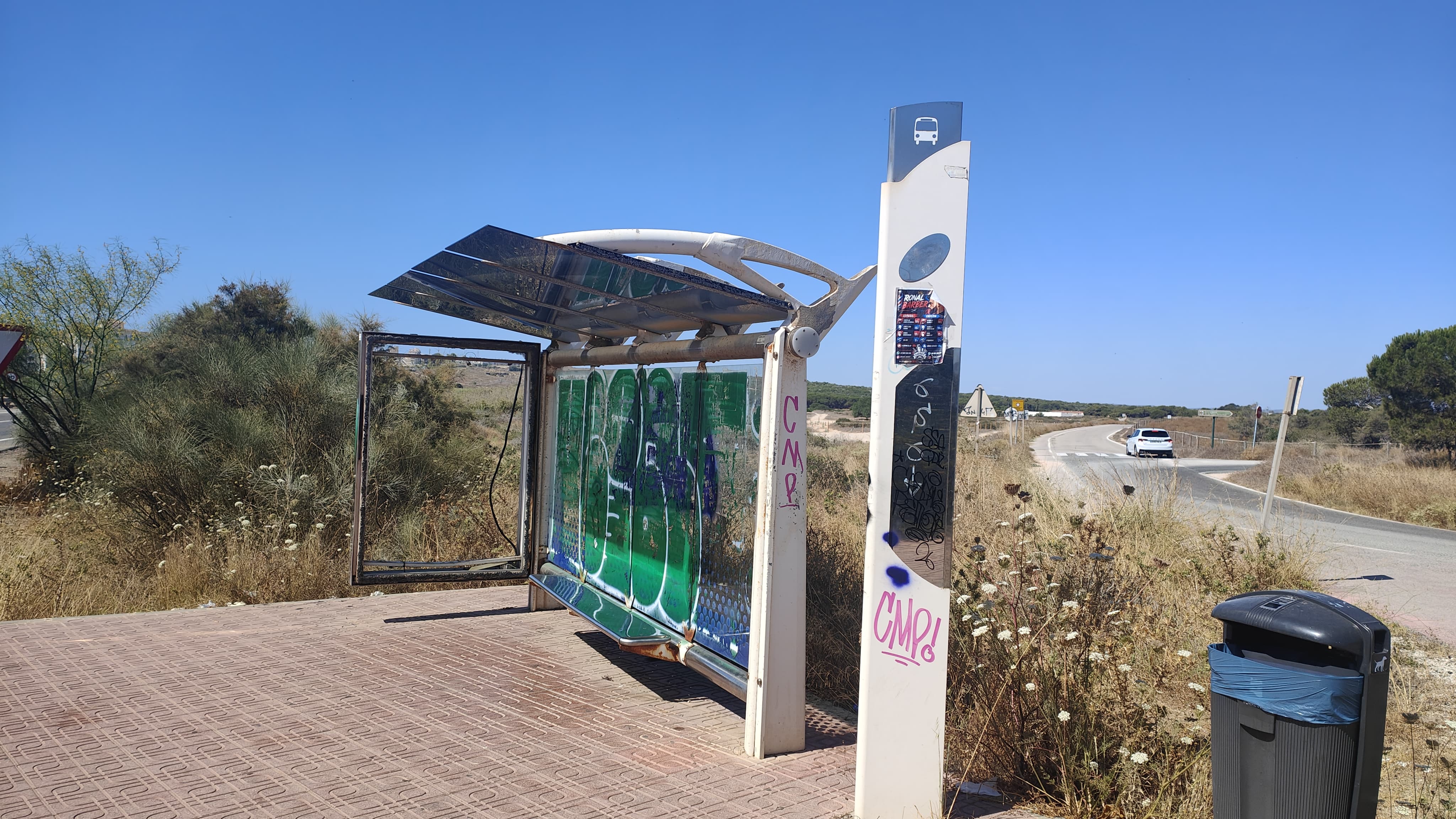Los vecinos de La Mata reclaman a la Generalitat mejoras en el autobús suburbano que les conecta con el Hospital de Torrevieja Los vecinos de La Mata reclaman a la Generalitat mejoras en el autobús suburbano que les conecta con el Hospital de Torrevieja