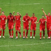 Los jugadores de Suiza celebran el pase a cuartos