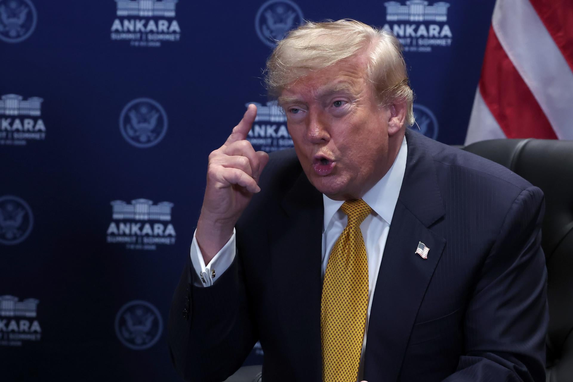 El presidente de Estados Unidos, Donald Trump, habla durante una reunión con el secretario general de la OTAN, Mark Rutte El presidente de Estados Unidos, Donald Trump, habla durante una reunión con el secretario general de la OTAN, Mark Rutte
