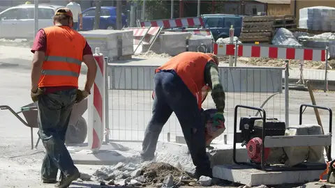 CCOO pide extender a todo el verano la la reducción de la jornada en Extremadura en el sector de la construcción CCOO pide extender a todo el verano la la reducción de la jornada en Extremadura en el sector de la construcción