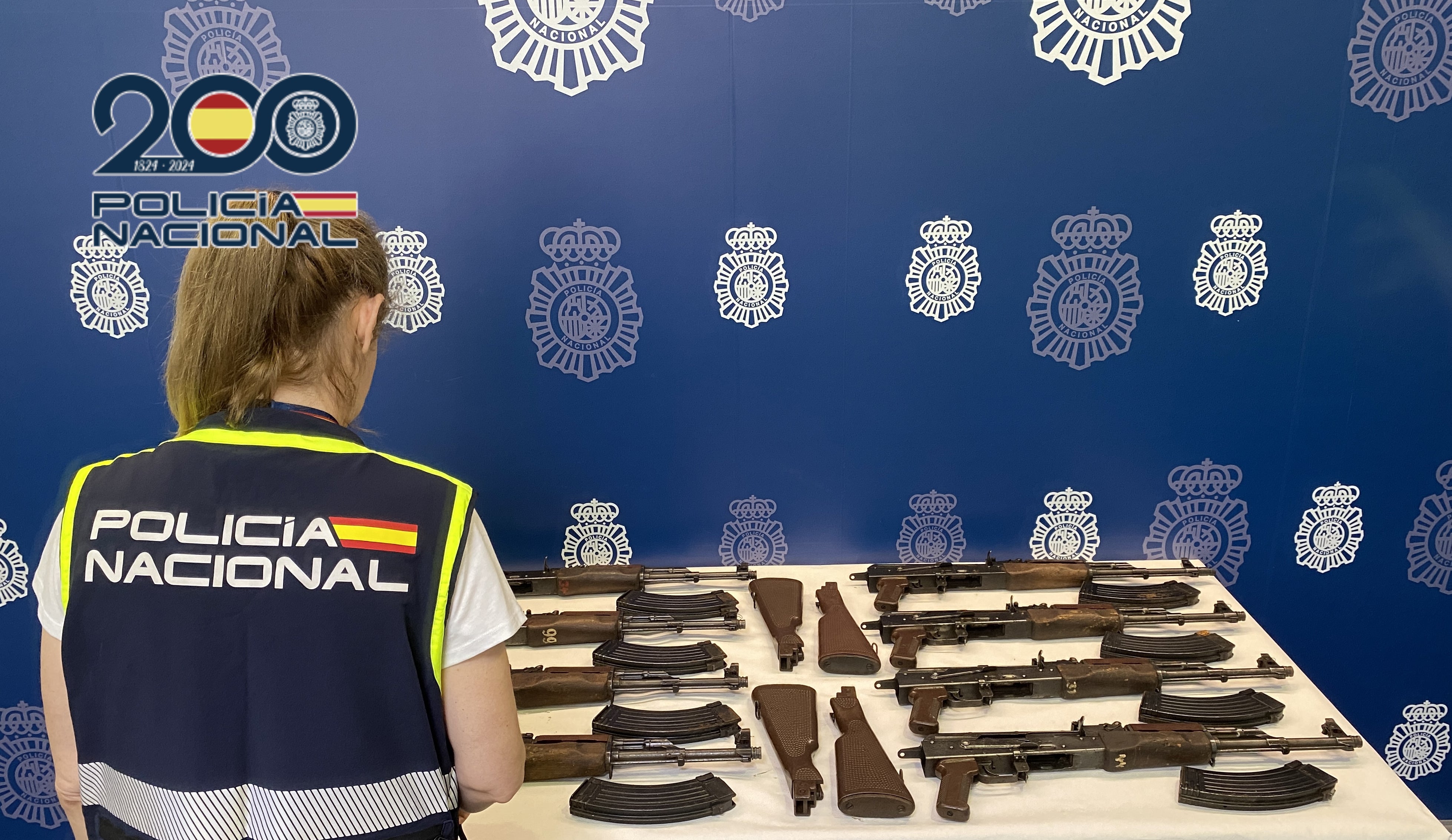 Desarticulado un grupo que traficaba con armas de guerra a raíz de una persecución iniciada en Elche Desarticulado un grupo que traficaba con armas de guerra a raíz de una persecución iniciada en Elche