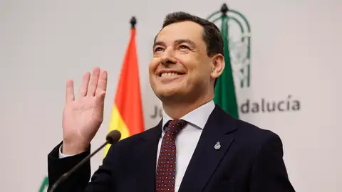 El presidente de la Junta de Andalucía, Juanma Moreno, presenta a los miembros de su tercer gobierno. El presidente de la Junta de Andalucía, Juanma Moreno, presenta a los miembros de su tercer gobierno.