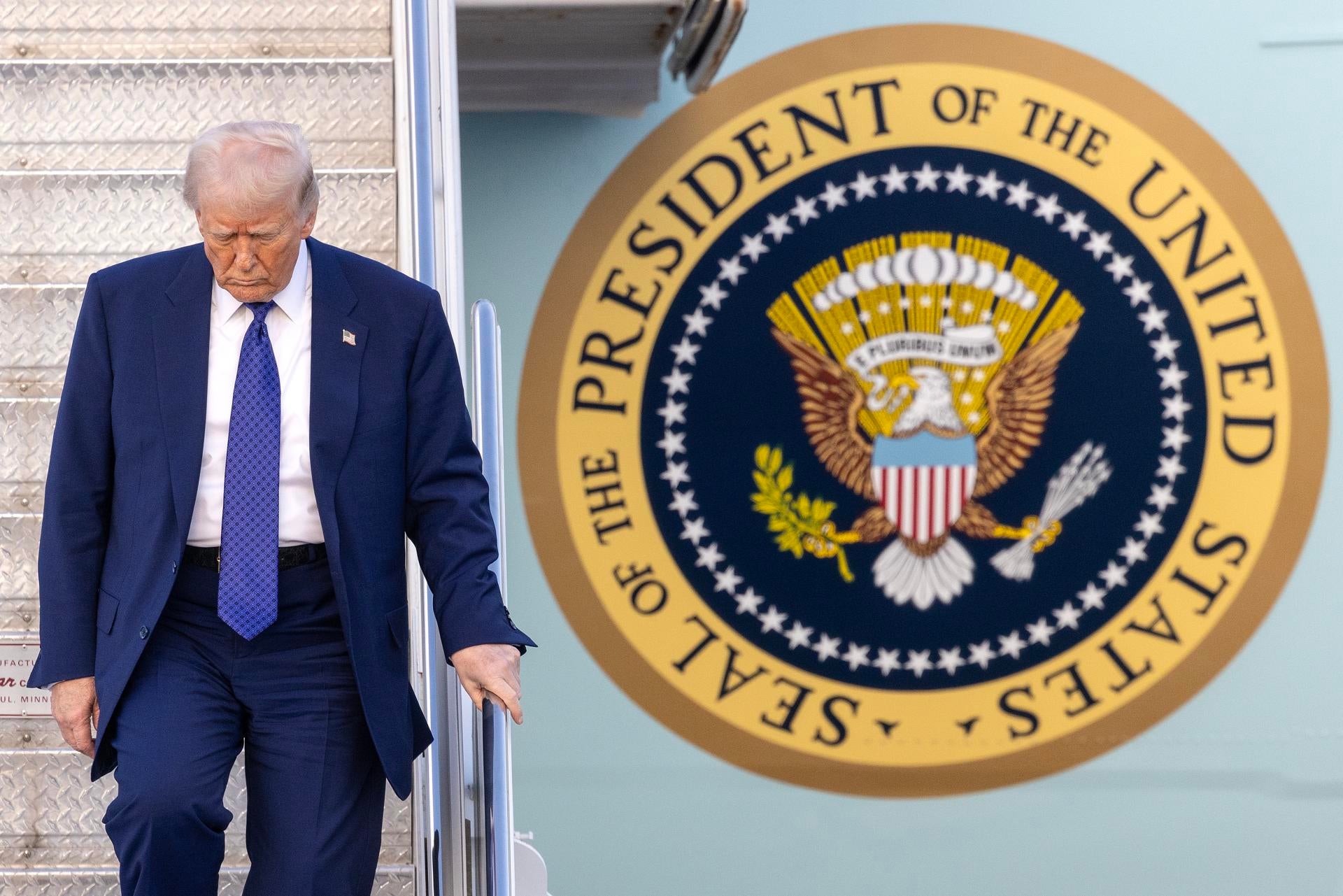 Tertulia: Sánchez ante Trump — Más de uno cover
