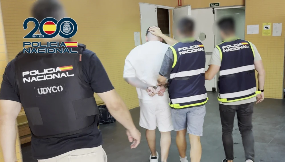 Uno de los cuatro arrestados Uno de los cuatro arrestados