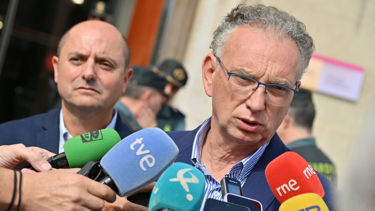 Quintana apunta que el Gobierno tomará una decisión sobre la prórroga de Almaraz "en dos meses" tras el informe del CSN Quintana apunta que el Gobierno tomará una decisión sobre la prórroga de Almaraz "en dos meses" tras el informe del CSN