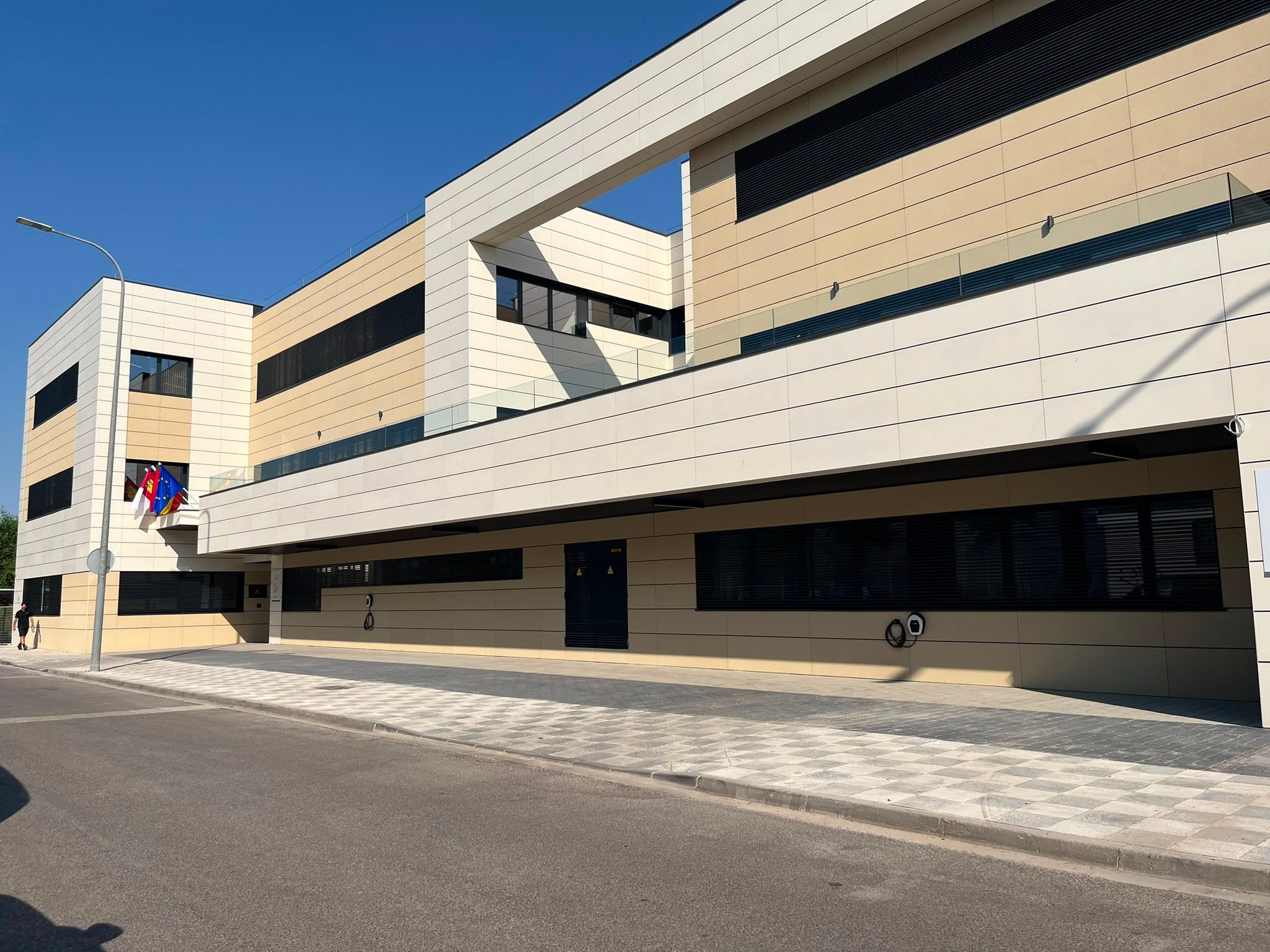 Albacete ya cuenta con un centro de referencia de alzheimer Albacete ya cuenta con un centro de referencia de alzheimer