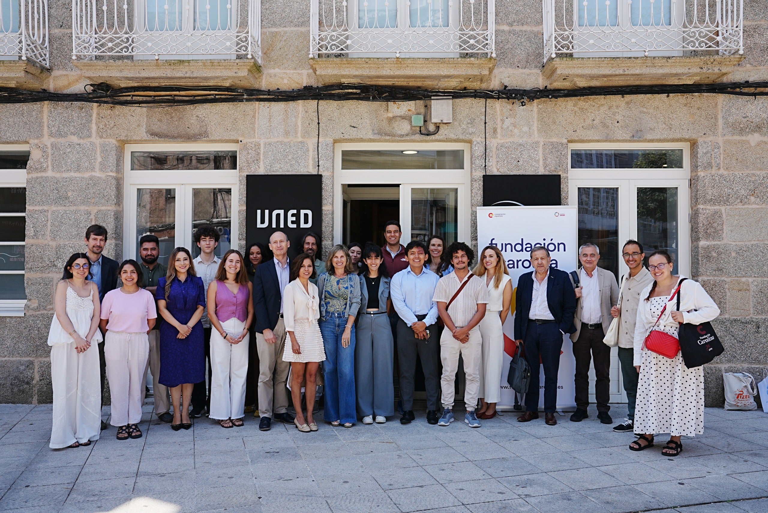 UNED Ponteareas refuerza el liderazgo internacional con la celebración de un curso sobre el futuro del conocimiento en Iberoamérica UNED Ponteareas refuerza el liderazgo internacional con la celebración de un curso sobre el futuro del conocimiento en Iberoamérica