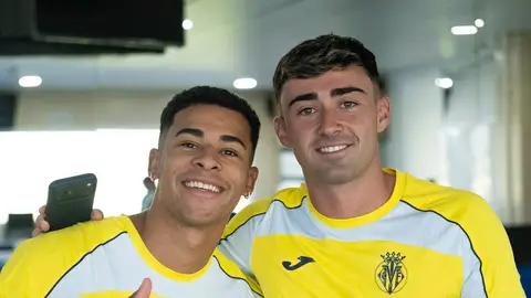 El Villarreal inicia el trabajo sobre el césped bajo el mando de Iñigo Pérez El Villarreal inicia el trabajo sobre el césped bajo el mando de Iñigo Pérez