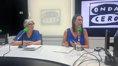 Maite Prieto, tècnica de l'equip de relació amb organitzacions a l'Obra Social de Sant Joan de Déu i Mari Àngels Benítez, responsable de Polítiques Socials i Inclusió Laboral de Pimec Maite Prieto, tècnica de l'equip de relació amb organitzacions a l'Obra Social de Sant Joan de Déu i Mari Àngels Benítez, responsable de Polítiques Socials i Inclusió Laboral de Pimec