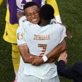 Mbappé y Dembélé tras ganar a Marruecos 