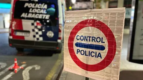 La Policía Local intensificará el control y la vigilancia sobre el alcohol y las drogas al volante en diferentes puntos de la ciudad durante el mes de Julio de forma aleatoria La Policía Local intensificará el control y la vigilancia sobre el alcohol y las drogas al volante en diferentes puntos de la ciudad durante el mes de Julio de forma aleatoria