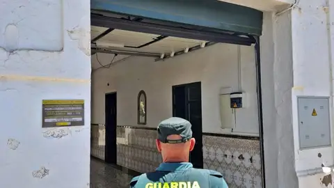 Detenidos dos vecinos de Villanueva del Fresno acusados del robo en una vivienda en obras de la localidad Detenidos dos vecinos de Villanueva del Fresno acusados del robo en una vivienda en obras de la localidad