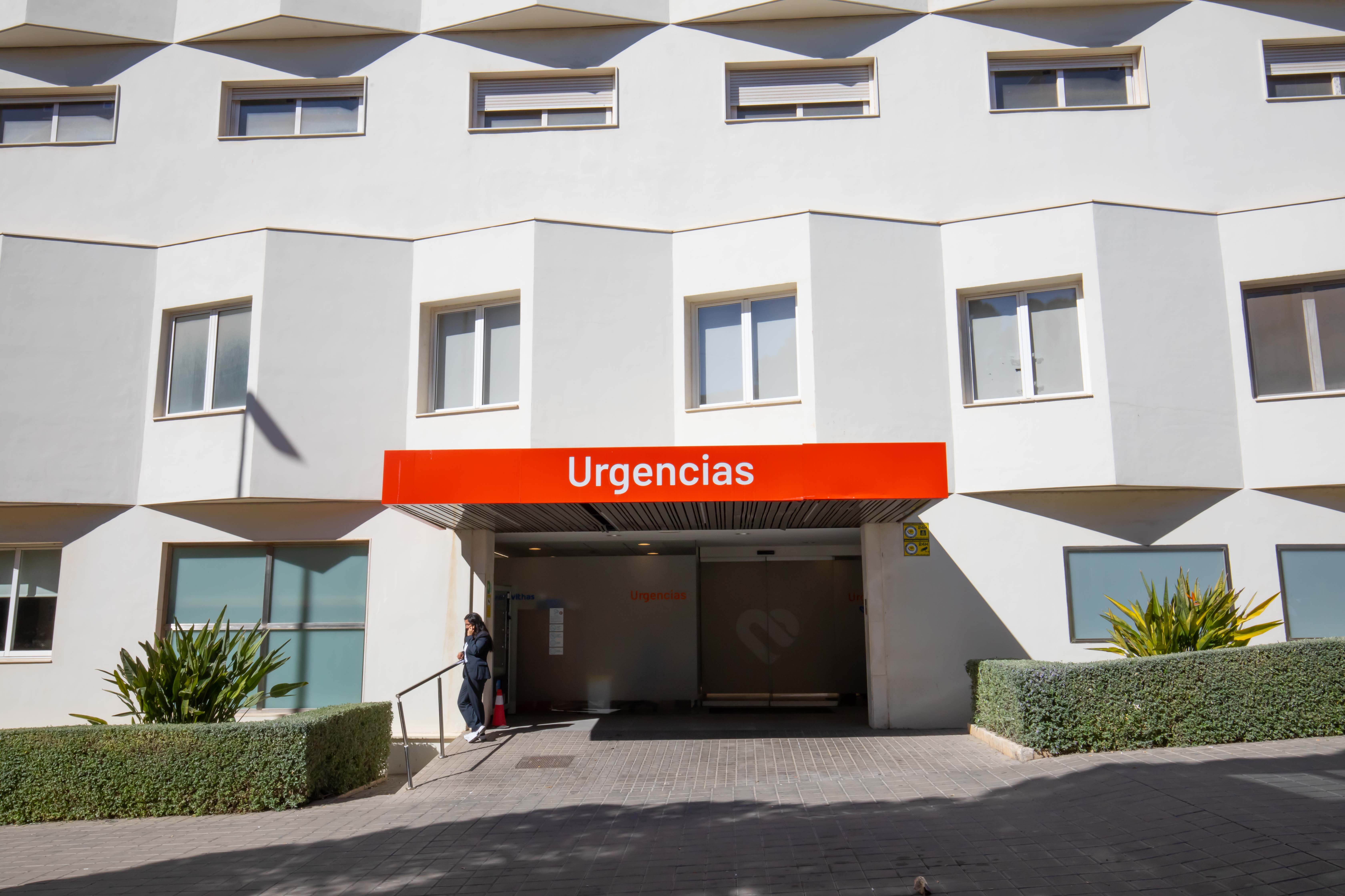 Los hospitales Vithas de Alicante alertan de los riesgos de zambullirse en aguas poco profundas Los hospitales Vithas de Alicante alertan de los riesgos de zambullirse en aguas poco profundas