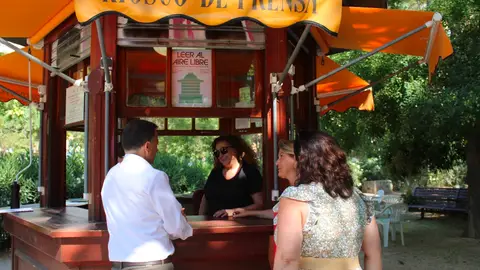 Los kioscos de prensa animan ya a la lectura en Albacete Los kioscos de prensa animan ya a la lectura en Albacete