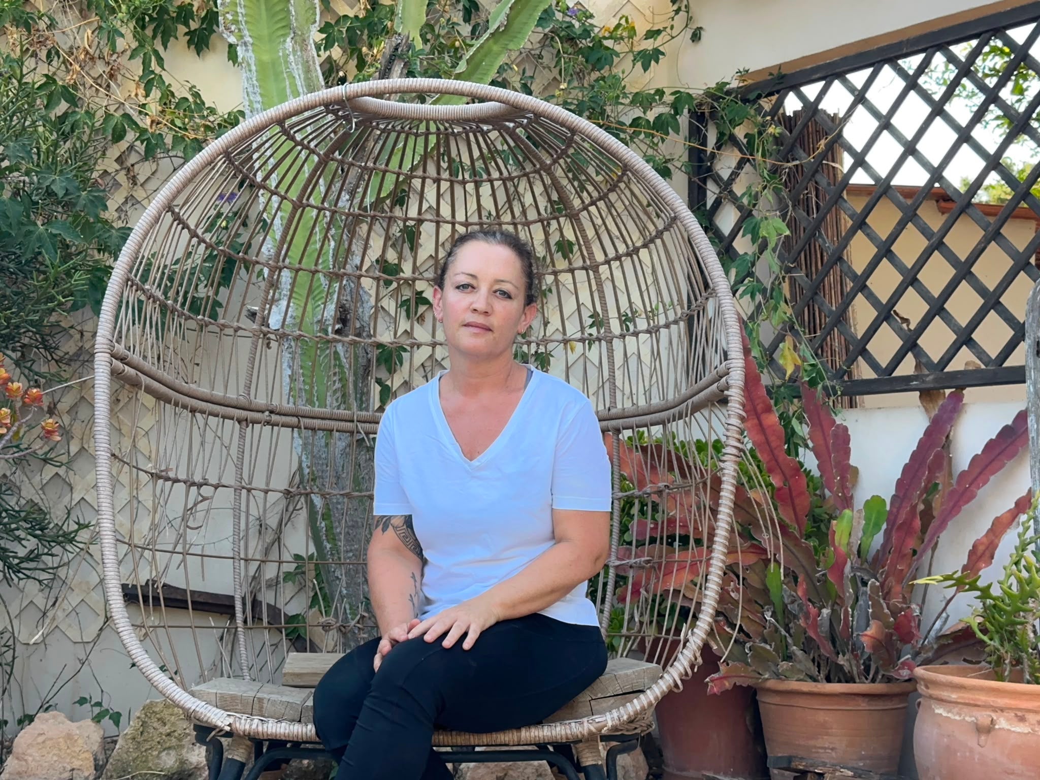 Alejandra Ferrer: "No hay que banalizar las pruebas de seguimiento porque cada paciente oncológico es diferente y porque son básicas para conocer tu futuro" Alejandra Ferrer: "No hay que banalizar las pruebas de seguimiento porque cada paciente oncológico es diferente y porque son básicas para conocer tu futuro"