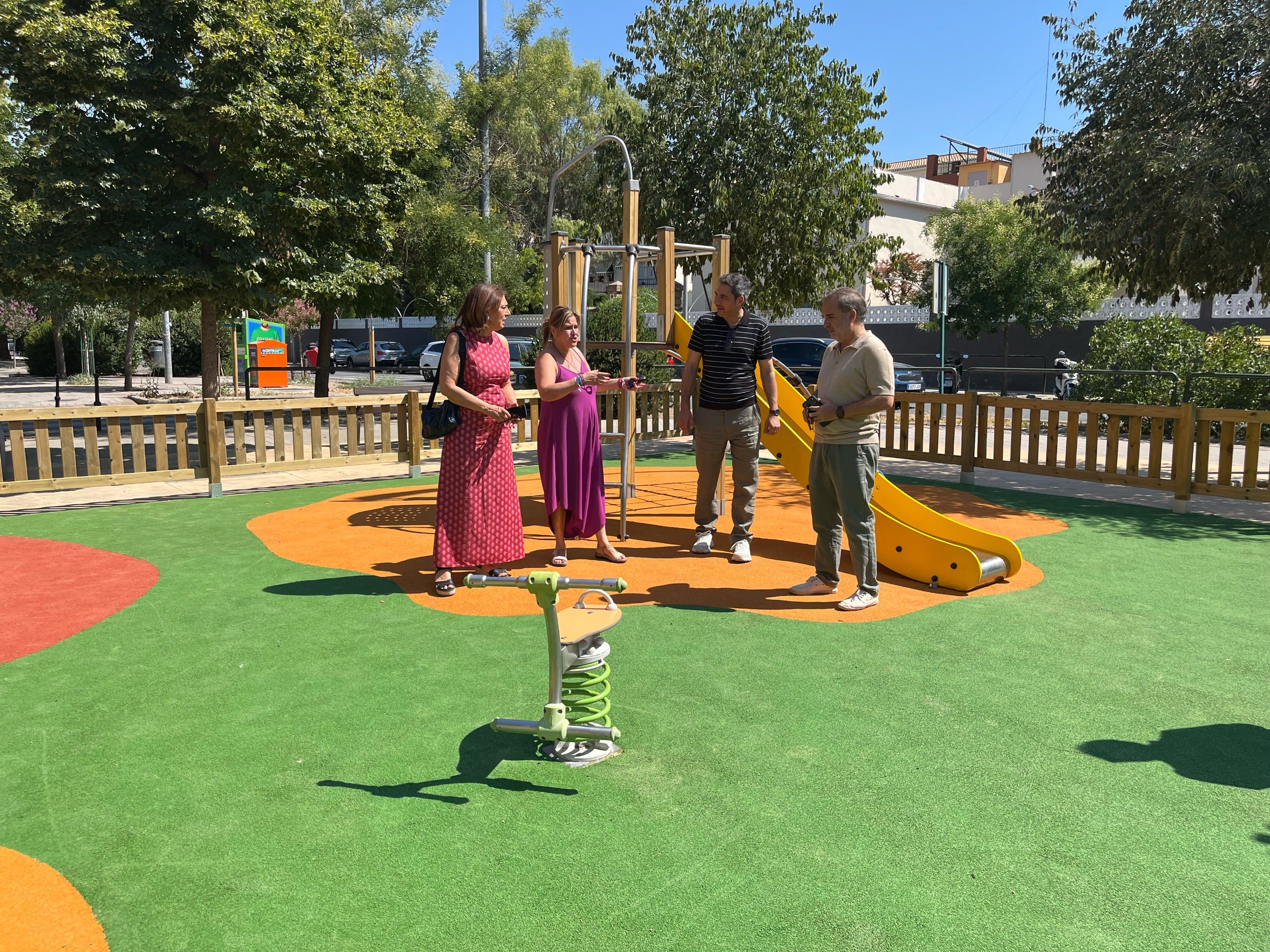 El PSOE reclama renaturalizar los parques infantiles de Granada para crear espacios más saludables y sostenibles El PSOE reclama renaturalizar los parques infantiles de Granada para crear espacios más saludables y sostenibles