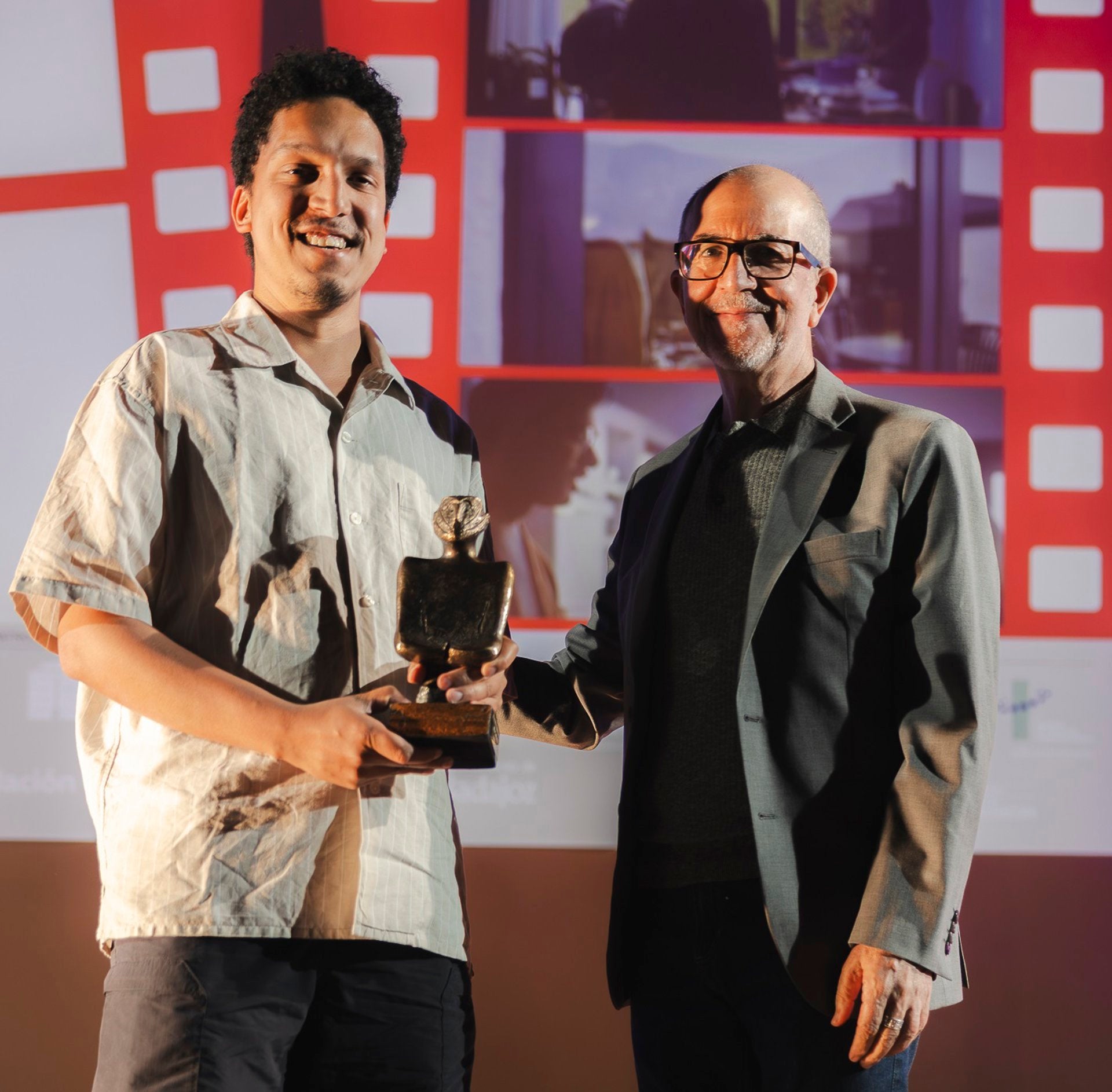 'Homing' se alza con el Onofre al Mejor Cortometraje del 32º Festival Ibérico de Cine 'Homing' se alza con el Onofre al Mejor Cortometraje del 32º Festival Ibérico de Cine