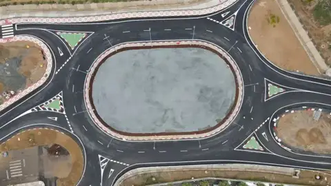 Vecinos de Montijo convocan una concentración el próximo jueves para reclamar una rotonda en la carretera hacia Torremayor Vecinos de Montijo convocan una concentración el próximo jueves para reclamar una rotonda en la carretera hacia Torremayor
