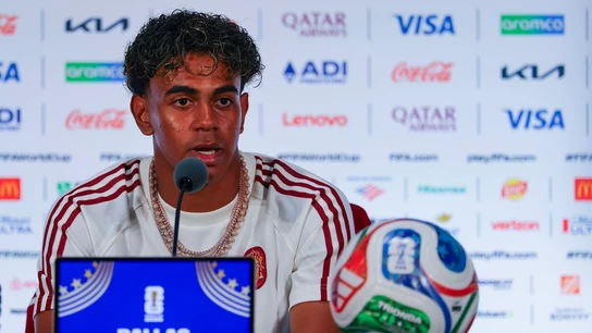 El jugador español Lamine Yamal durante la rueda de prensa ofrecida previa al Francia- España El jugador español Lamine Yamal durante la rueda de prensa ofrecida previa al Francia- España/ EFE/EPA/CHRISTOPHER NEUNDORF