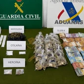 Detenidas seis personas y desmantelado un punto de venta de drogas en Alcolea del Río Detenidas seis personas y desmantelado un punto de venta de drogas en Alcolea del Río