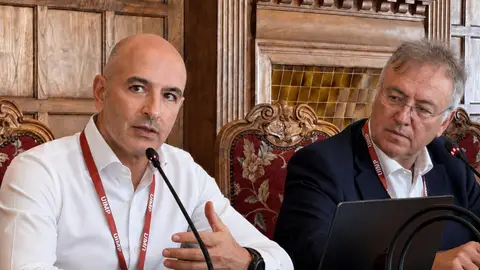 Extremadura reduce un 26 % las cargas administrativas y presenta en el principal foro nacional su modelo de Simplificación Inteligente Extremadura reduce un 26 % las cargas administrativas y presenta en el principal foro nacional su modelo de Simplificación Inteligente