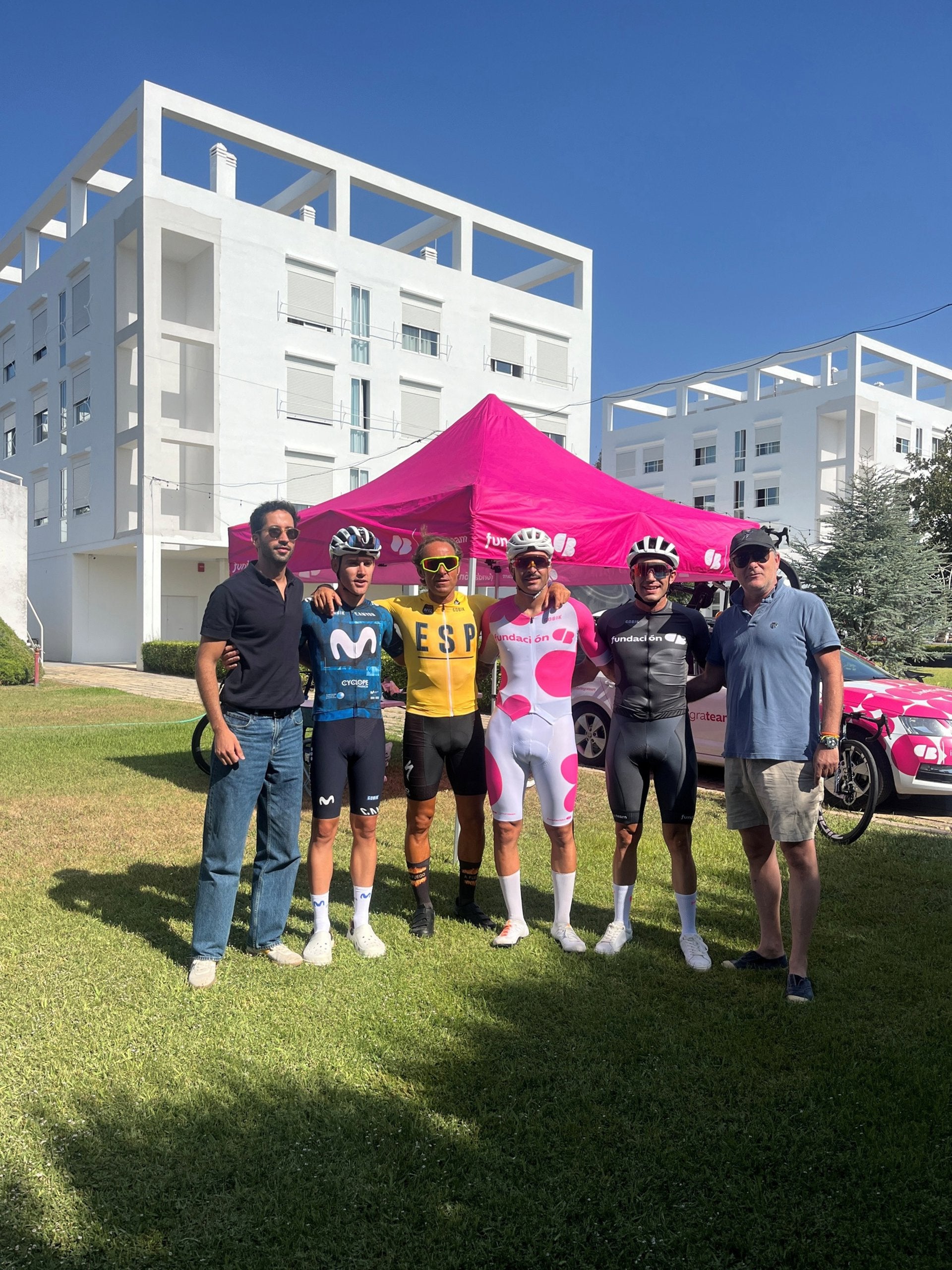 Fundación Caja Badajoz donará 730 kilos de alimentos con motivo del Reto Solidario Extrema Dura Fundación Caja Badajoz donará 730 kilos de alimentos con motivo del Reto Solidario Extrema Dura