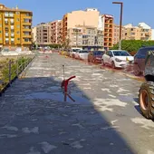 Termina el hormigonado de la losa que amplía el puente sobre el río Amadorio de Villajoyosa Termina el hormigonado de la losa que amplía el puente sobre el río Amadorio de Villajoyosa