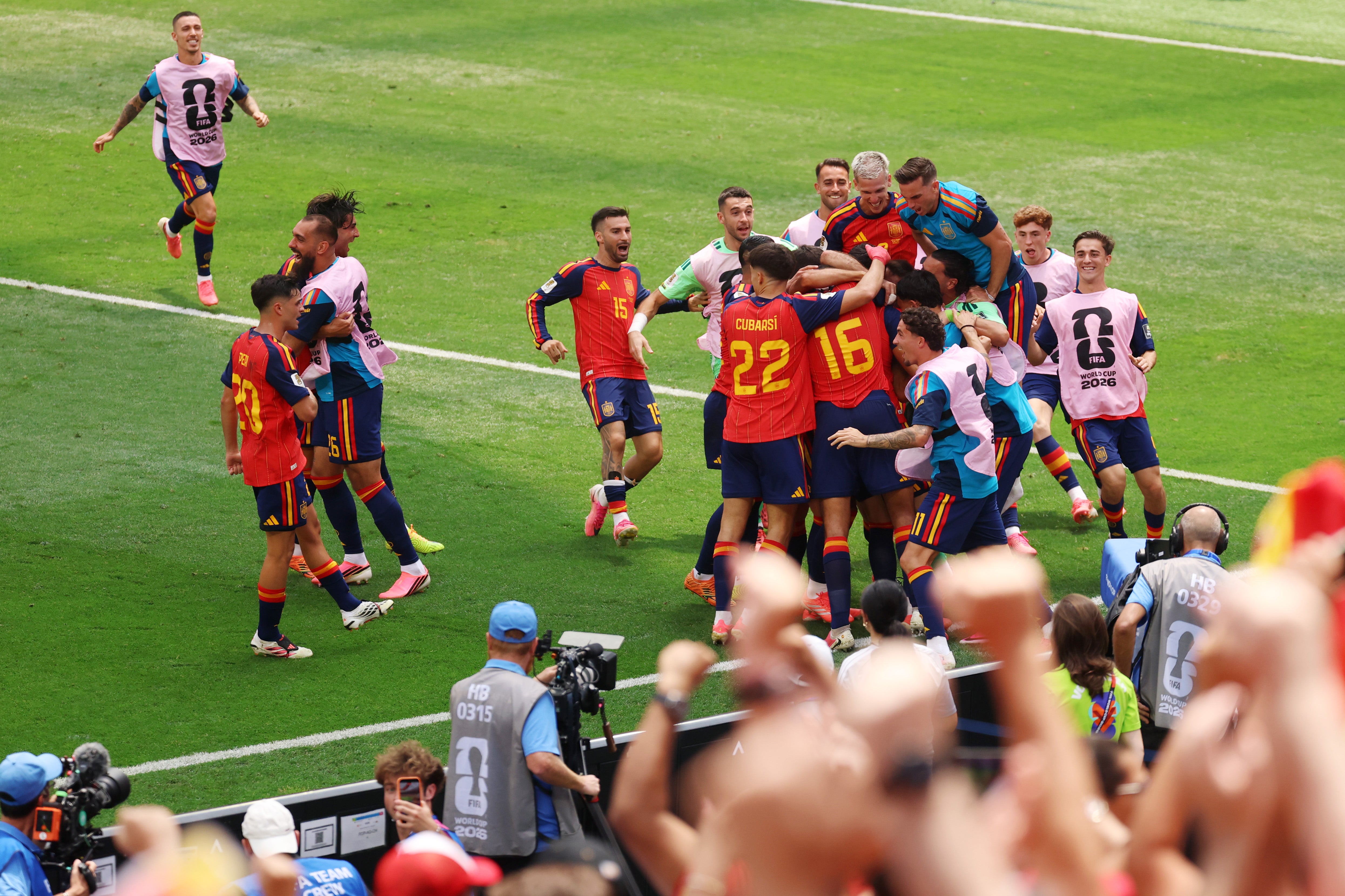 Alineación de España hoy contra Francia: de la Fuente vuelve a sentar a Pedri en busca de la final Alineación de España hoy contra Francia: de la Fuente vuelve a sentar a Pedri en busca de la final