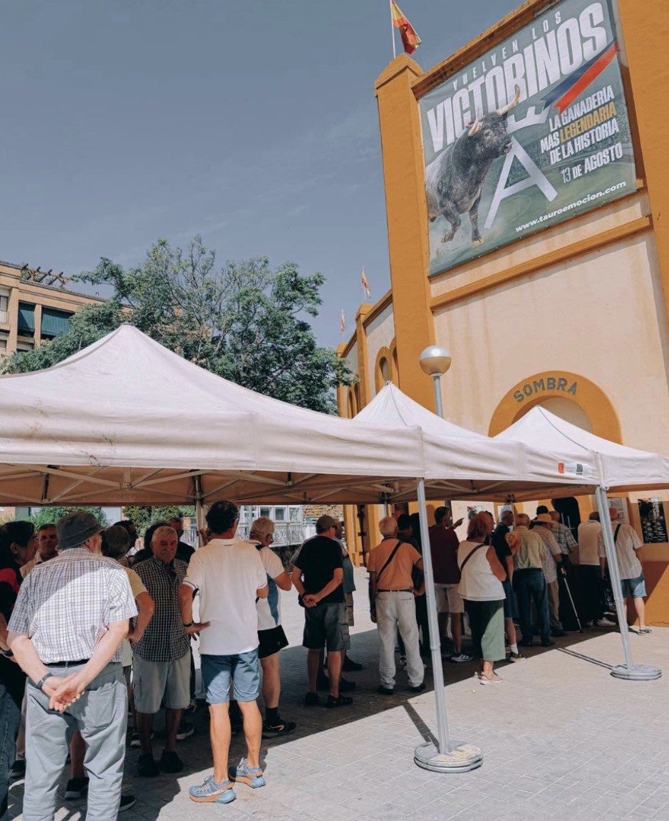 Expectación por la venta de abonos para la feria taurina de Huesca Expectación por la venta de abonos para la feria taurina de Huesca