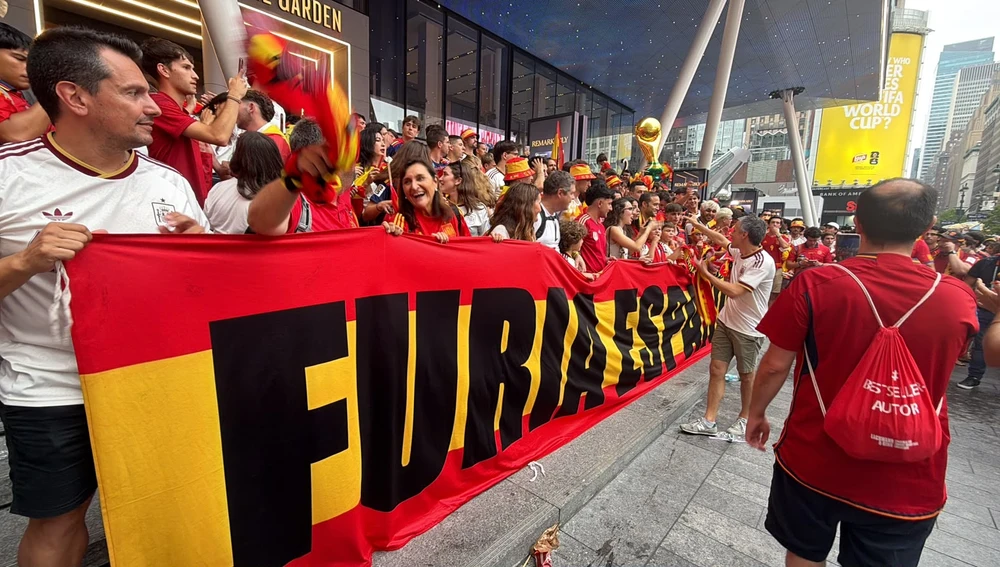 Aficionados españoles en Nueva York se preparan para la final del Mundial Aficionados españoles en Nueva York se preparan para la final del Mundial