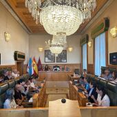 El Concello de Santiago aprueba el 6 de mayo y el 16 de agosto de 2027 como festivos locales