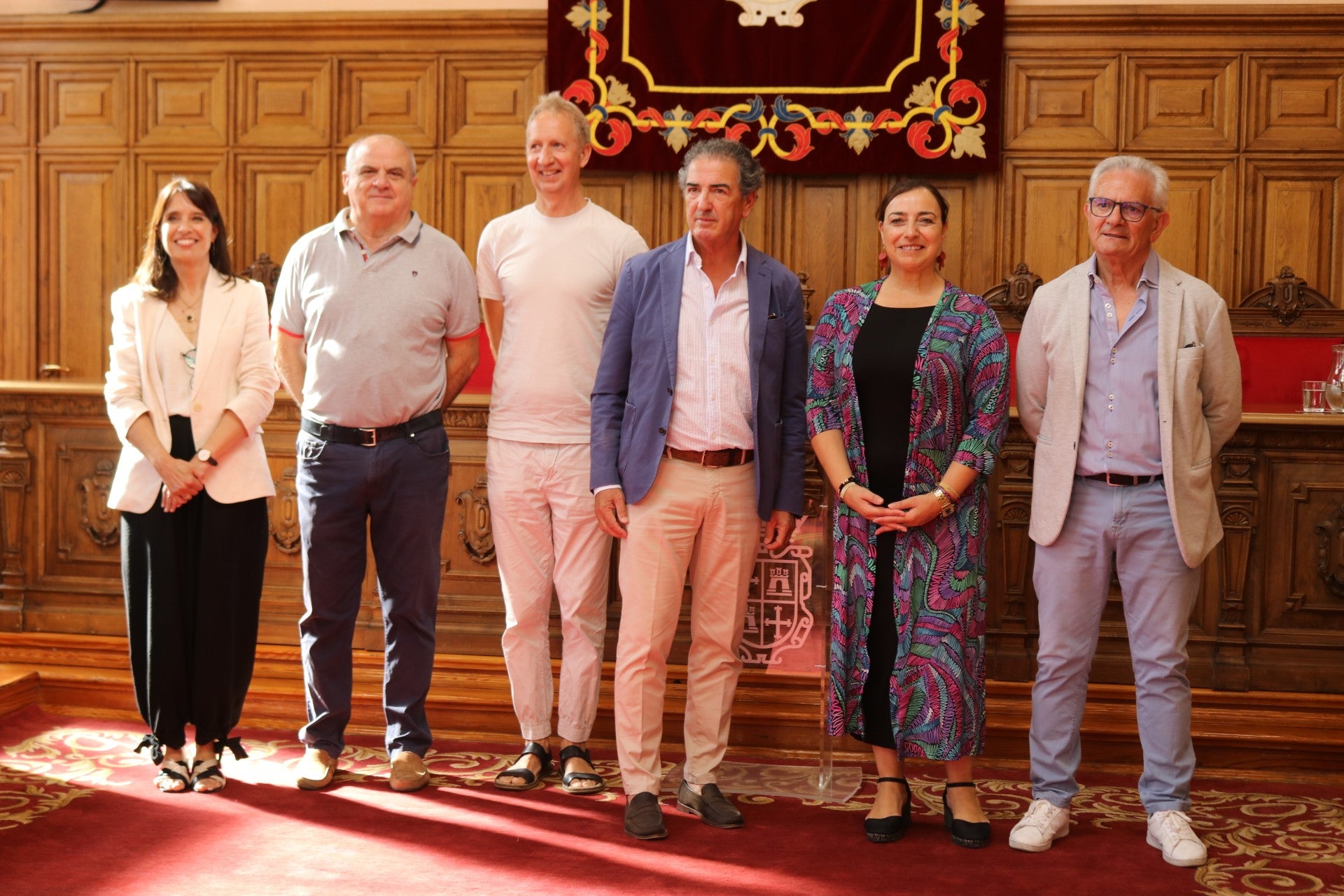 Deporte y solidaridad se unen en una campaña de donación de sangre que acompañará al partido de baloncesto de San Antolín el sábado 29 de agosto frente al Leyma Coruña Deporte y solidaridad se unen en una campaña de donación de sangre que acompañará al partido de baloncesto de San Antolín el sábado 29 de agosto frente al Leyma Coruña