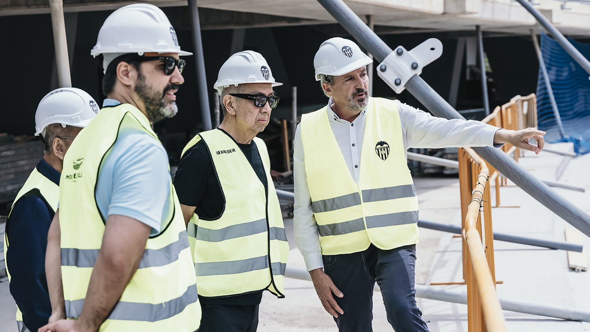 Peter Lim visita las obras del Nuevo Mestalla Peter Lim visita las obras del Nuevo Mestalla