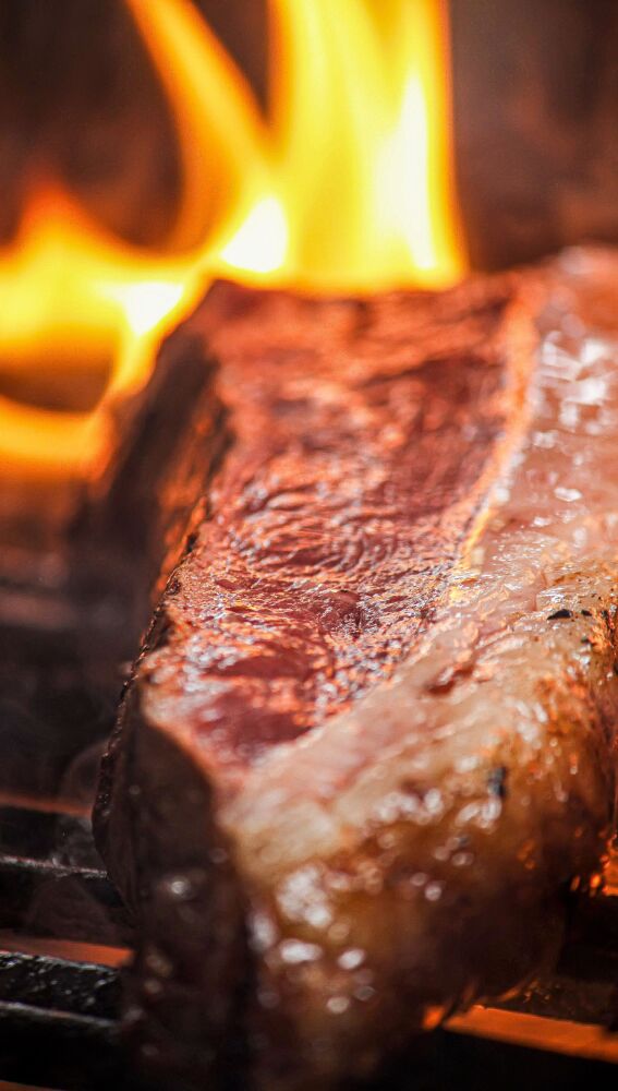 Carne a la parrilla