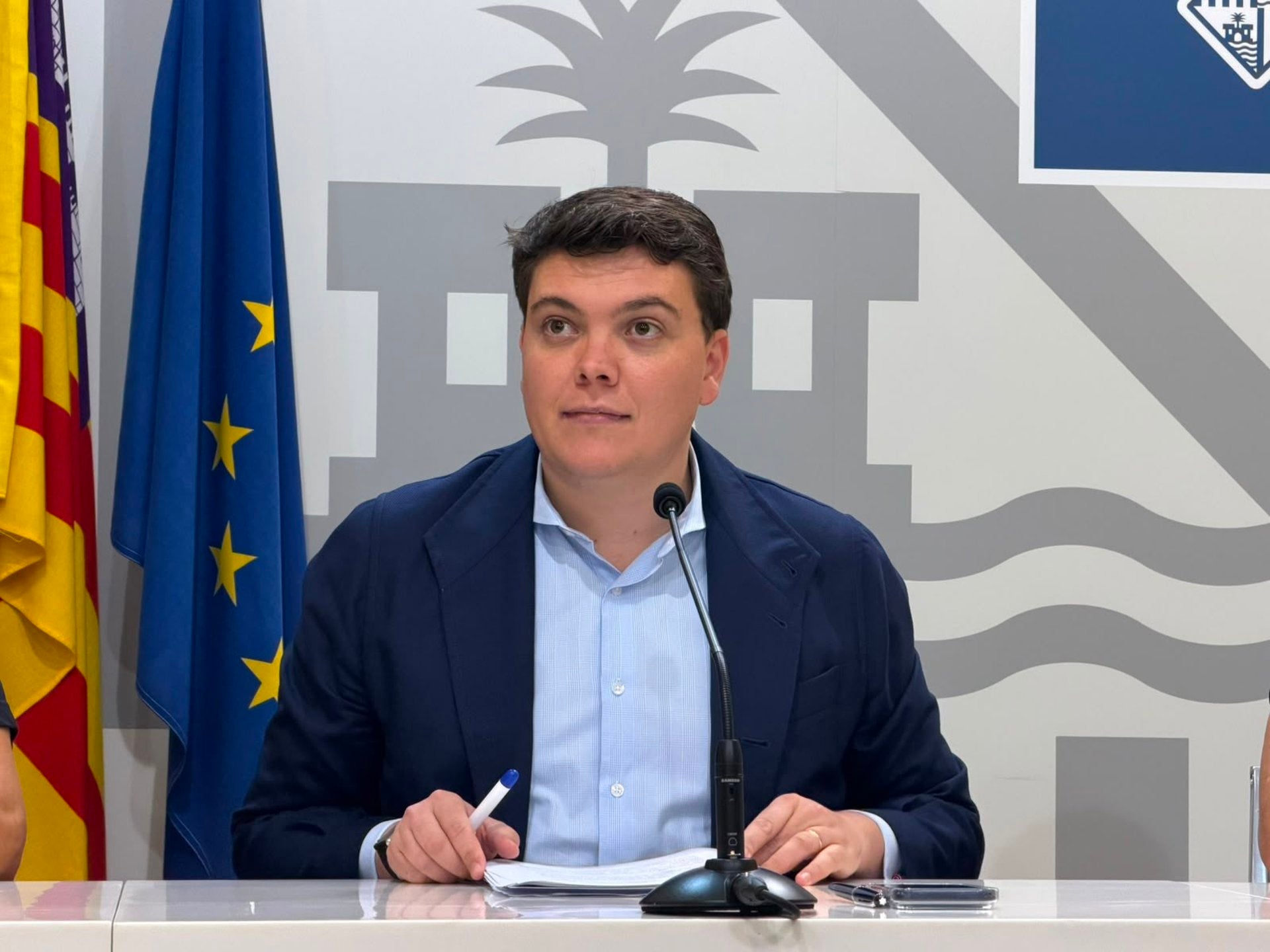 Establecimientos de Playa de Palma podrán acreditar a empleados y clientes para acceder a la zona el día 12 Establecimientos de Playa de Palma podrán acreditar a empleados y clientes para acceder a la zona el día 12