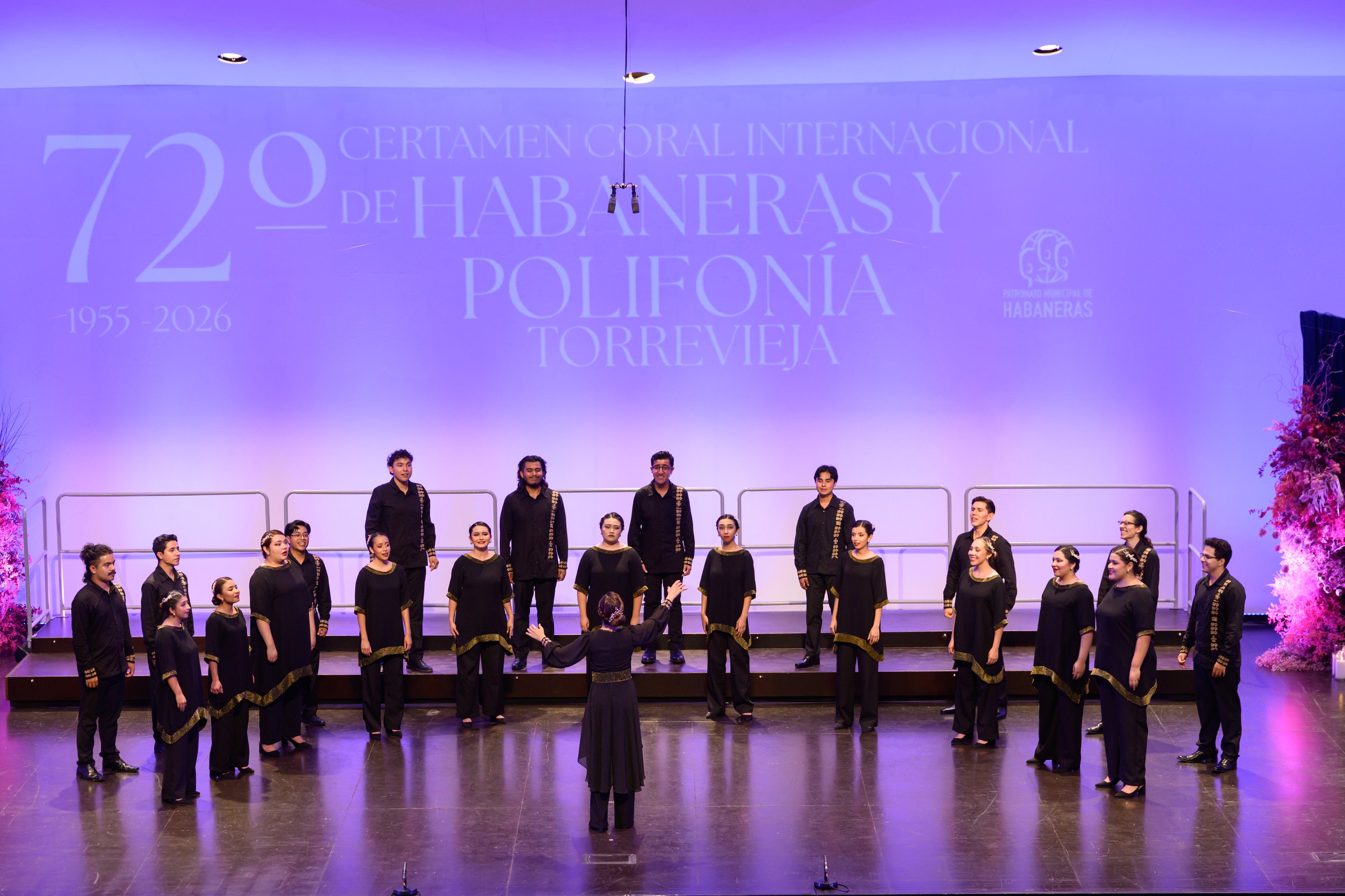 El coro de México triunfa en Torrevieja con cuatro premios, incluyendo el primero de Habaneras y el segundo de Polifonía El coro de México triunfa en Torrevieja con cuatro premios, incluyendo el primero de Habaneras y el segundo de Polifonía