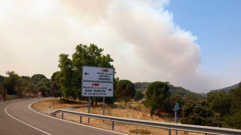 Las autoridades ordenaron la evacuación de Navas del rey, Chapinería y Colmenar de Arroyo/ EFE/Mariscal Las autoridades ordenaron la evacuación de Navas del rey, Chapinería y Colmenar de Arroyo/ EFE/Mariscal