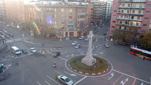 El manifiesto a favor de retirar la Cruz de los Caídos de Cáceres logra más de 100 firmas de profesionales de la ciudad El manifiesto a favor de retirar la Cruz de los Caídos de Cáceres logra más de 100 firmas de profesionales de la ciudad