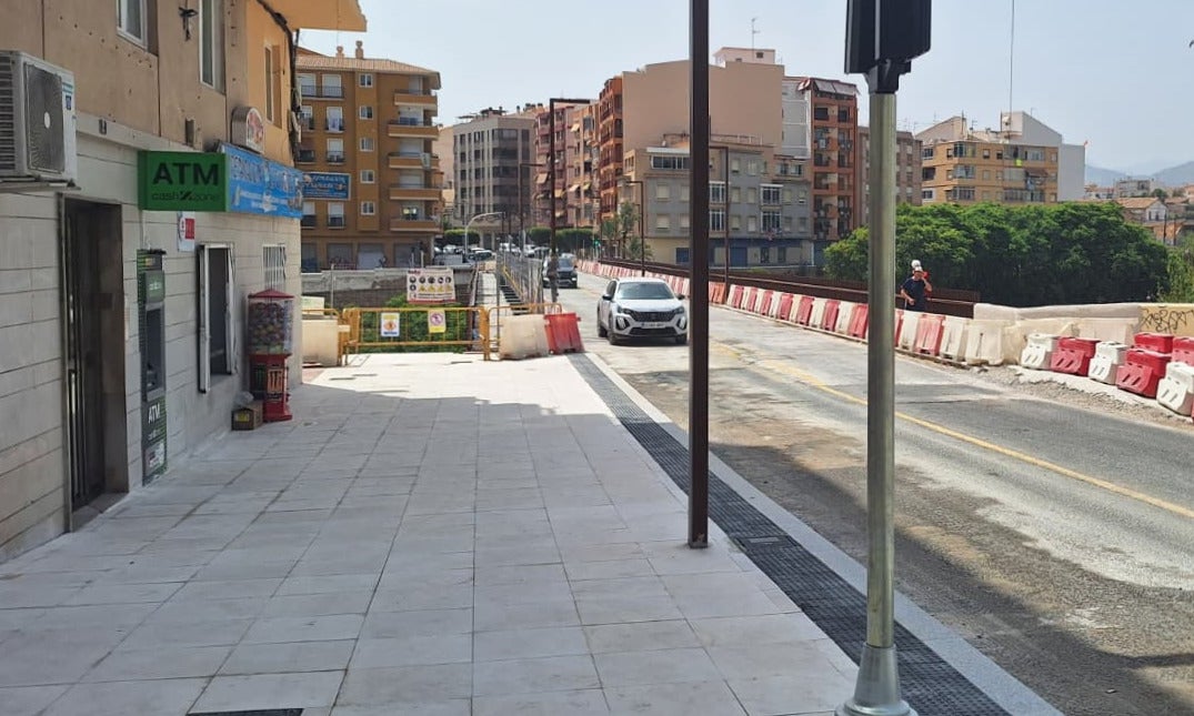 Abierto en ambos sentidos de tráfico el puente sobre el río Amadorio de Villajoyosa Abierto en ambos sentidos de tráfico el puente sobre el río Amadorio de Villajoyosa