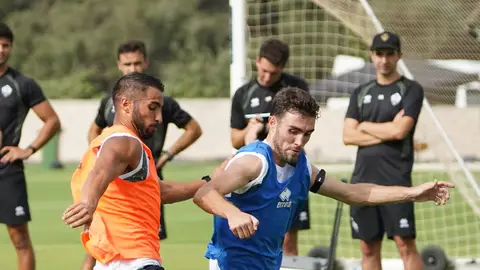 El Castellón inicia su concentración en Olot con 31 jugadores El Castellón inicia su concentración en Olot con 31 jugadores
