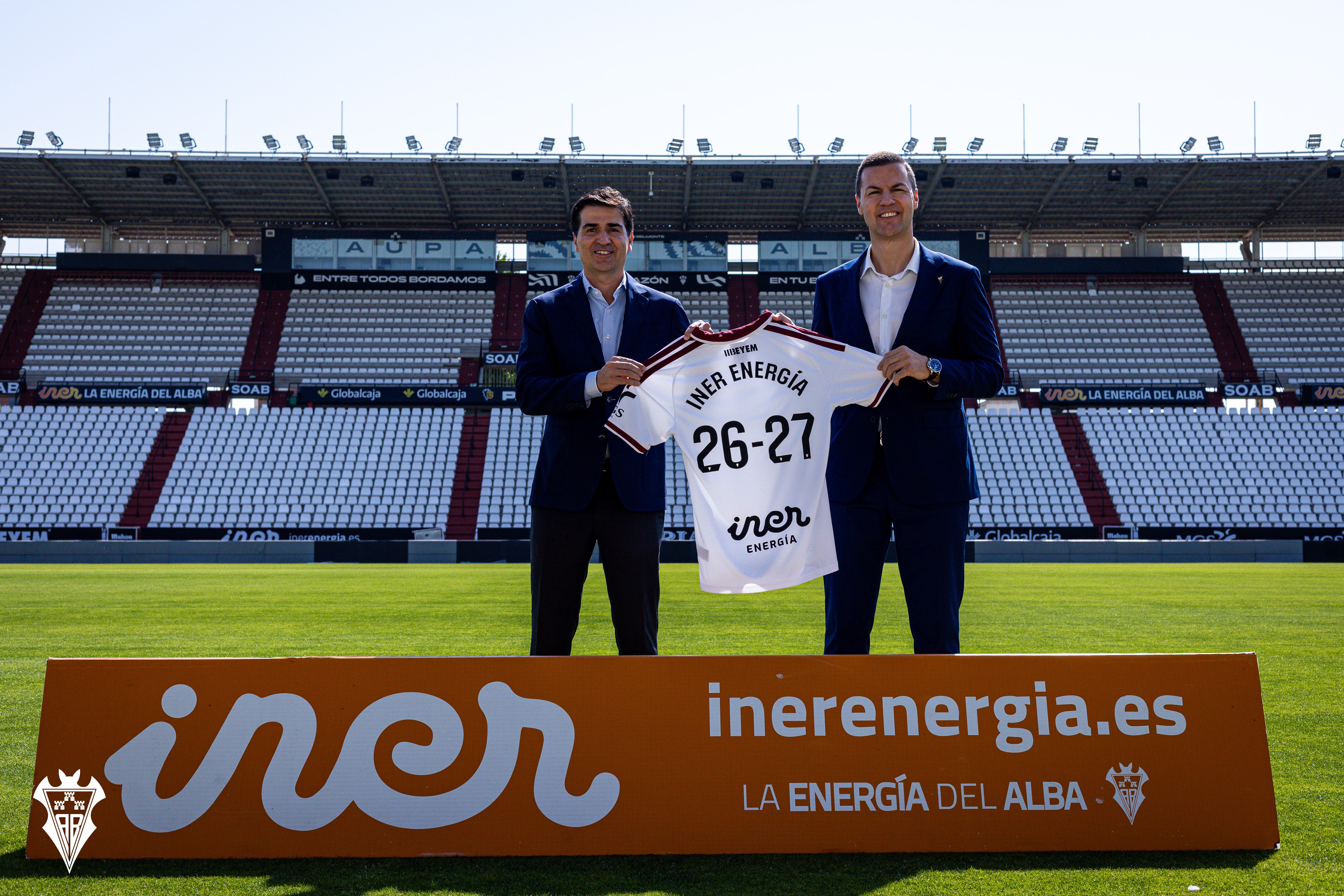 Iner renueva su compromiso con el Albacete Balompié Iner renueva su compromiso con el Albacete Balompié
