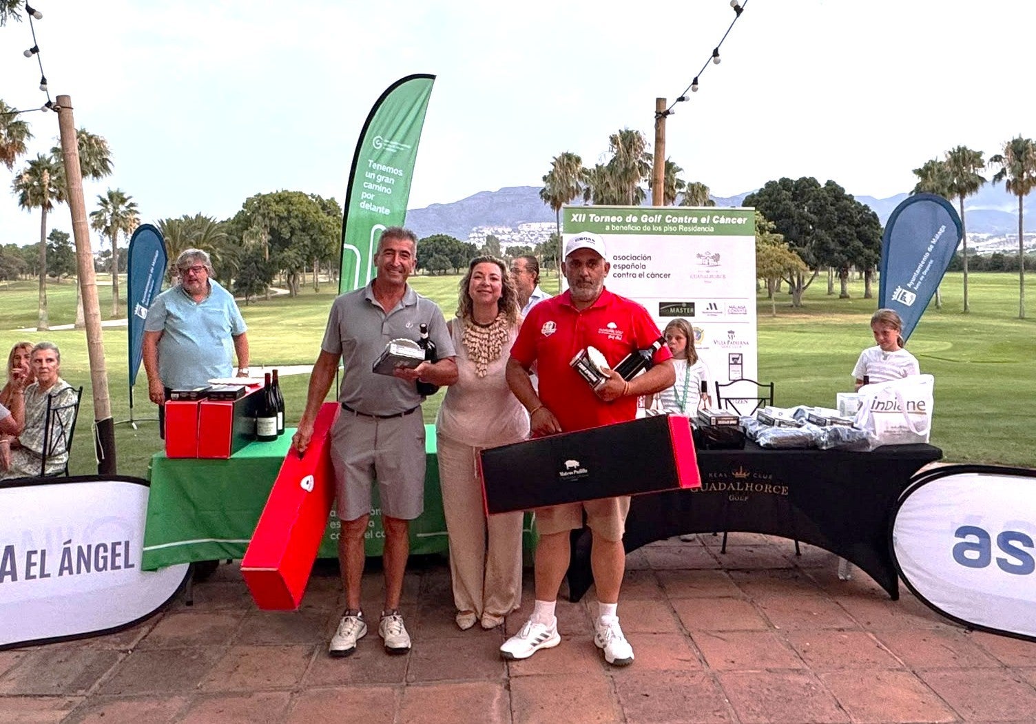 El Real Guadalhorce Club de Golf reúne a más de 800 participantes en el X Circuito Green Solidario a beneficio de cuatro ONG El Real Guadalhorce Club de Golf reúne a más de 800 participantes en el X Circuito Green Solidario a beneficio de cuatro ONG