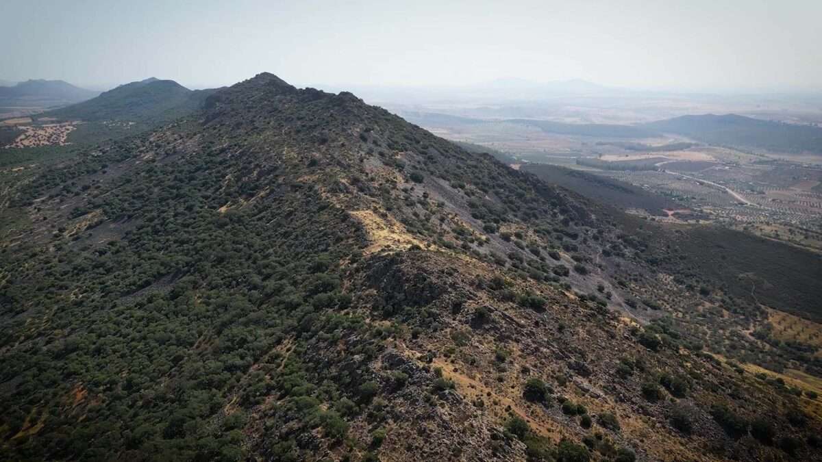 El sendero Peñas Blancas de La Zarza, finalista al premio Mejor Sendero Homologado de España2026 El sendero Peñas Blancas de La Zarza, finalista al premio Mejor Sendero Homologado de España2026