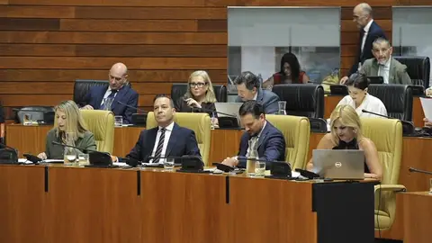 PP y Vox aprueban los Presupuestos extremeños para 2026, los primeros de la nueva legislatura PP y Vox aprueban los Presupuestos extremeños para 2026, los primeros de la nueva legislatura