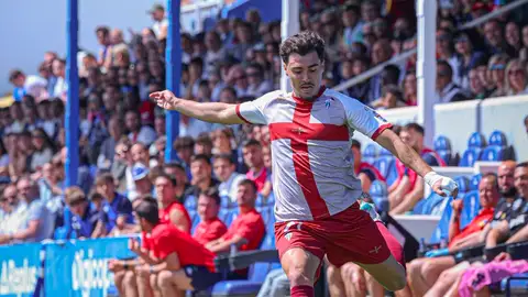 El Baleares incorpora al extremo zurdo Izan Llinares para reforzar su plantilla El Baleares incorpora al extremo zurdo Izan Llinares para reforzar su plantilla