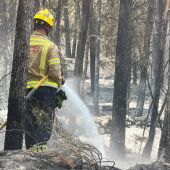 Estabilizado el incendio de la Vall d'Uixó, que ha devastado 9.600 hectáreas y un 12 % de la Sierra de Espadà.