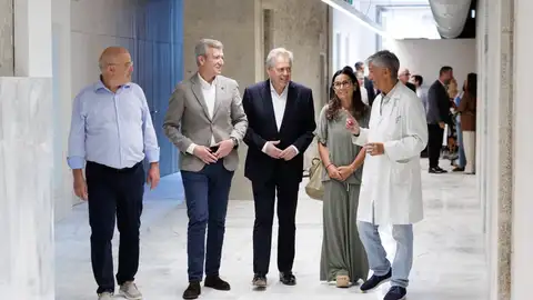 El presidente de la Xunta Alfonso Rueda visitó los trabajos de fin de obra de la reforma integral y ampliación del centro de salud de Conxo y unidades de salud mental de Conxo, con una inversión de la Xunta de 5,5 M€ El presidente de la Xunta Alfonso Rueda visitó los trabajos de fin de obra de la reforma integral y ampliación del centro de salud de Conxo y unidades de salud mental de Conxo, con una inversión de la Xunta de 5,5 M€