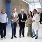 El presidente de la Xunta Alfonso Rueda visitó los trabajos de fin de obra de la reforma integral y ampliación del centro de salud de Conxo y unidades de salud mental de Conxo, con una inversión de la Xunta de 5,5 M€