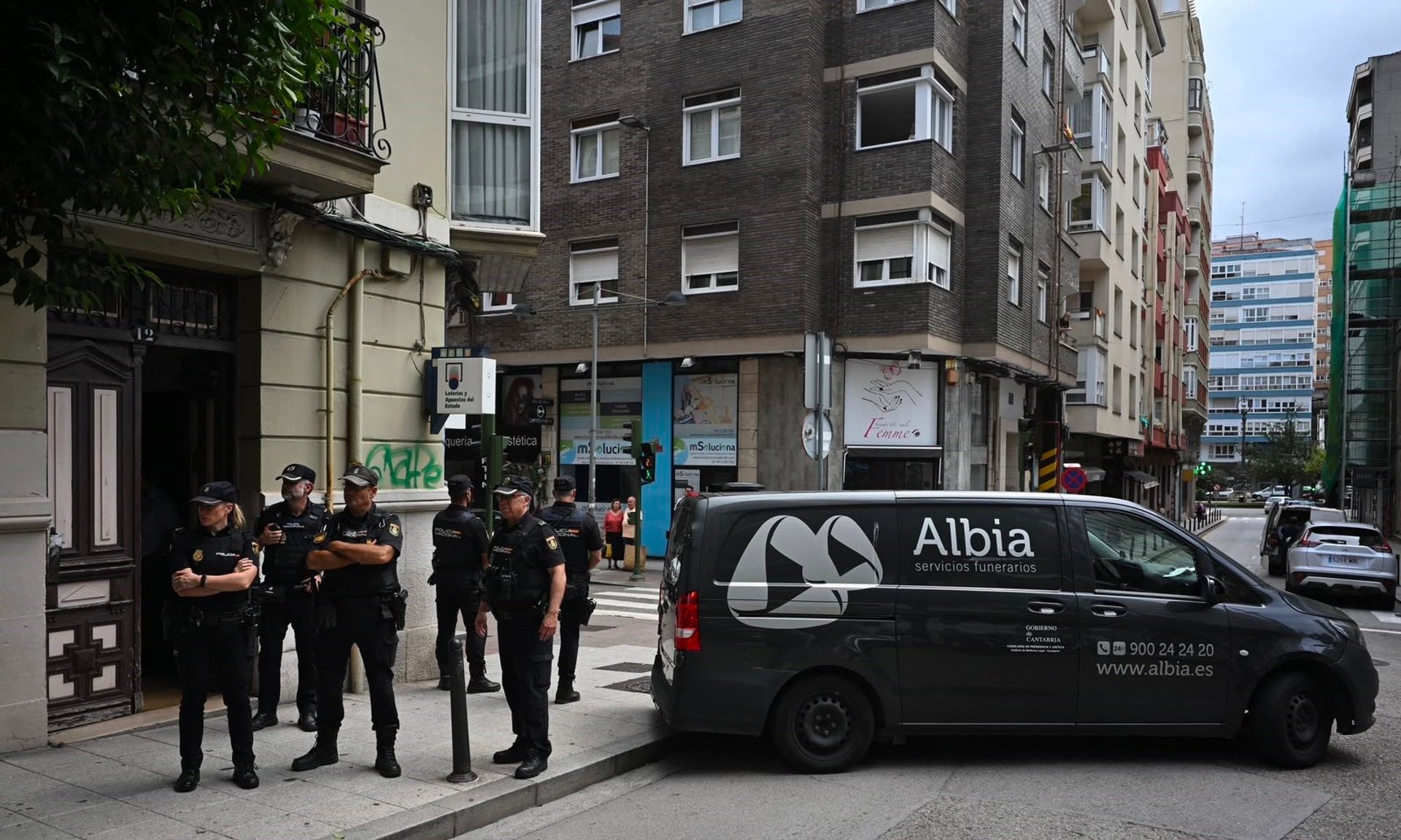Detenido un hombre de 39 años por la muerte de su pareja de 27 en un piso de Perines en Santander Detenido un hombre de 39 años por la muerte de su pareja de 27 en un piso de Perines en Santander